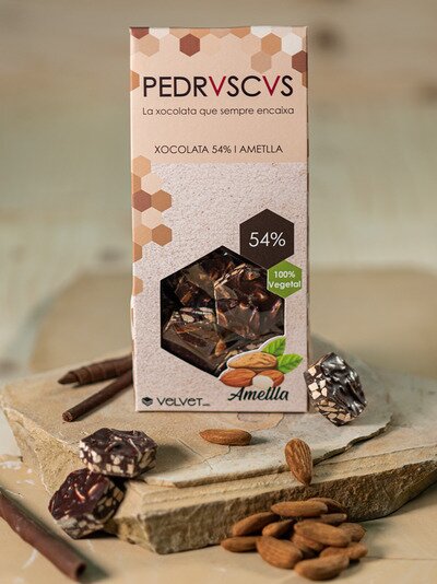 PEDRVSCVS xocolata negra 54% i ametlla